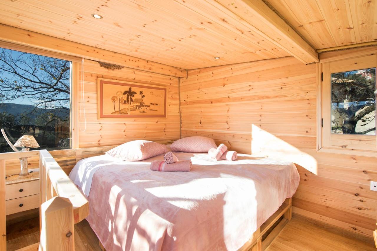 Romantic Tree House Kato Pavliana Luaran gambar