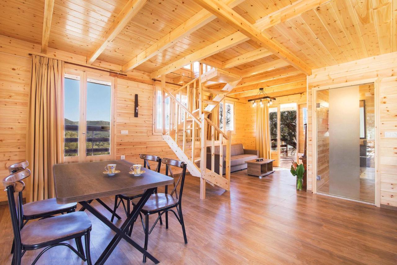 Romantic Tree House Kato Pavliana Luaran gambar