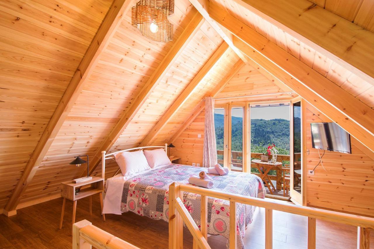 Romantic Tree House Kato Pavliana Luaran gambar